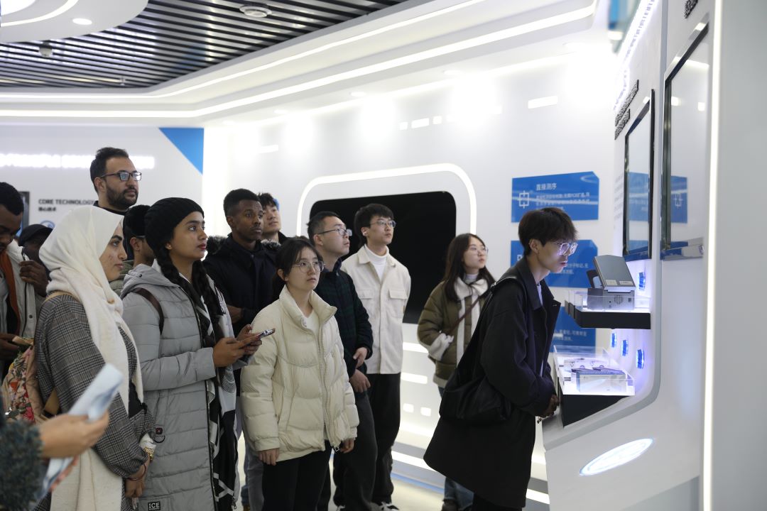 ӿƼWƌWcgWԺXBXcBCGӡϵЭhӈAMչ