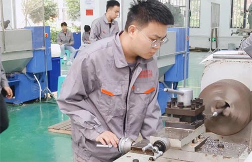 Fe׌ôW(xu)ڄ(dng)܄(chung)(sh)`ِ