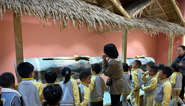 ȼم^(q)һ_չɽ M(jn)񲩡`