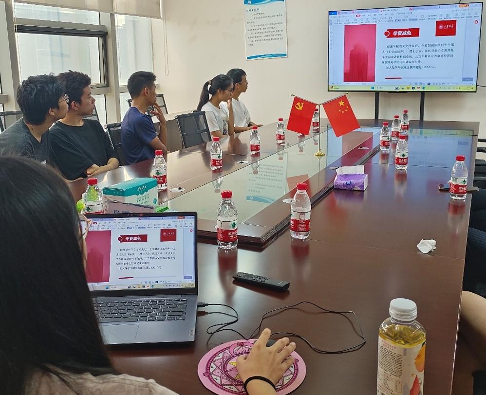 ɽ|Wχ֮С_չYvc л_ӽ