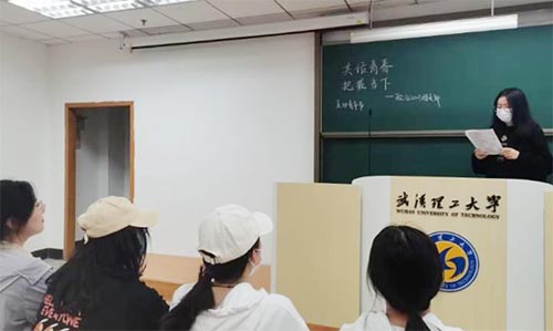 Ԓഺ ծ¡˼ν2001F֧_깝}h