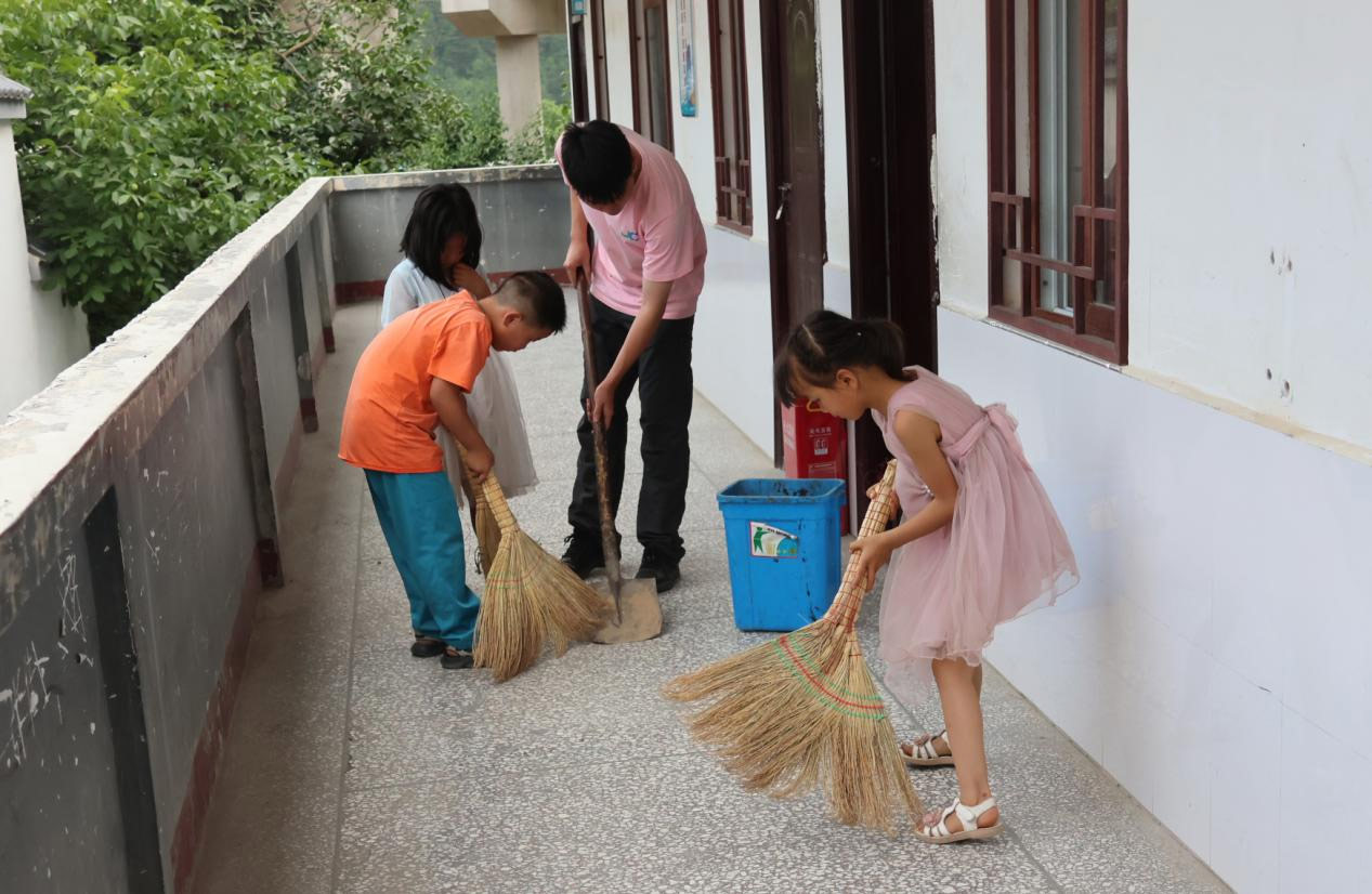 ڄӽ ϹI(y)W(xu)Nӡ`F(tun)ꠞţСW(xu)W(xu)_չڄӽ