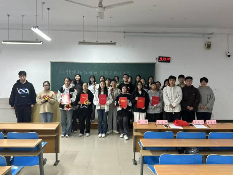 紅情頌黨,棒韻傳情——土木工程學院舉辦科技文化節系列活動