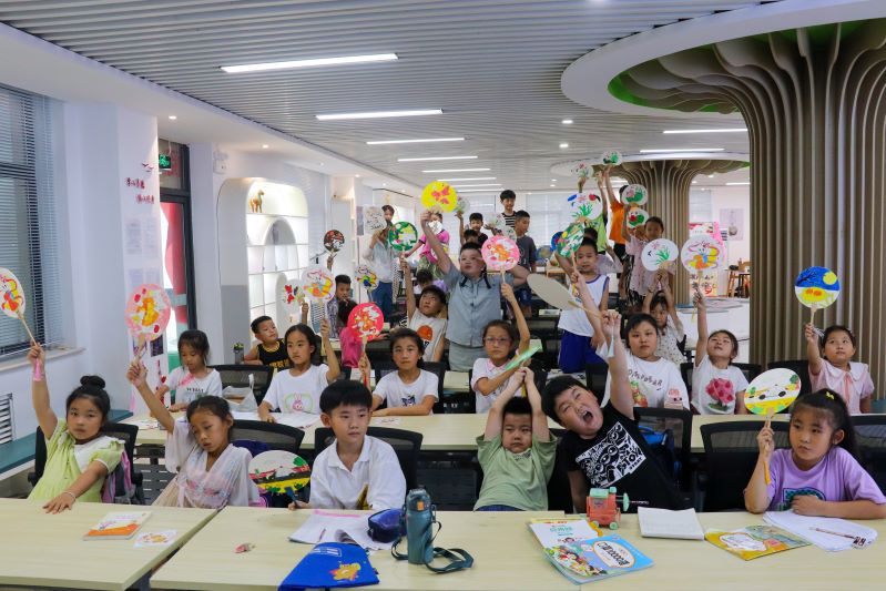 ȄӉ룬Lδ  A`Fy΢ɽСW(xu)ˇg(sh)nÈAMĻ