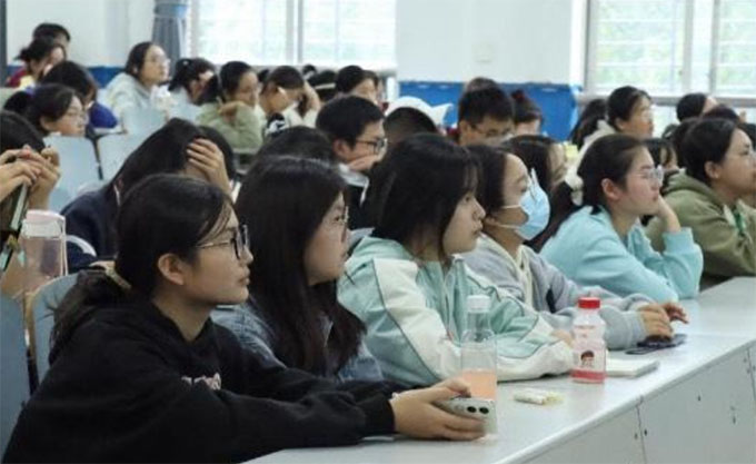 ČW(xu)ഺؓ(f)A֪