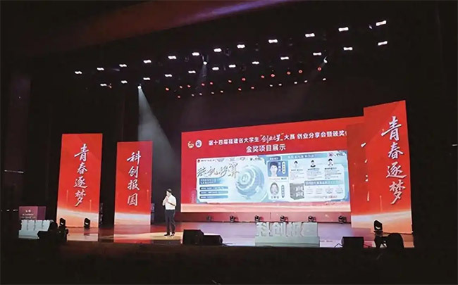 ʮČøʡW(xu)(chung)I(y)֮ǡِĻ