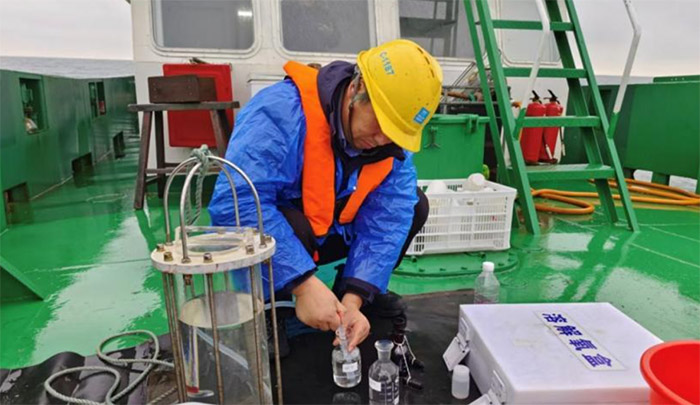 (jin){(ln)ɫ(gu)To(j) O(jin)y(c)нˡ{(ln)֮F(tun)(du)̽LȻYԴBƸվ