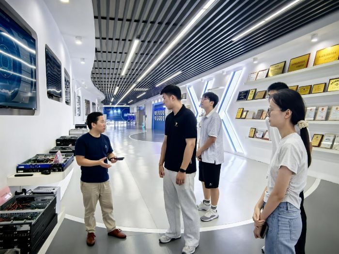 ӋWԺؔxꇡF{нKӿӿƼɷ޹˾