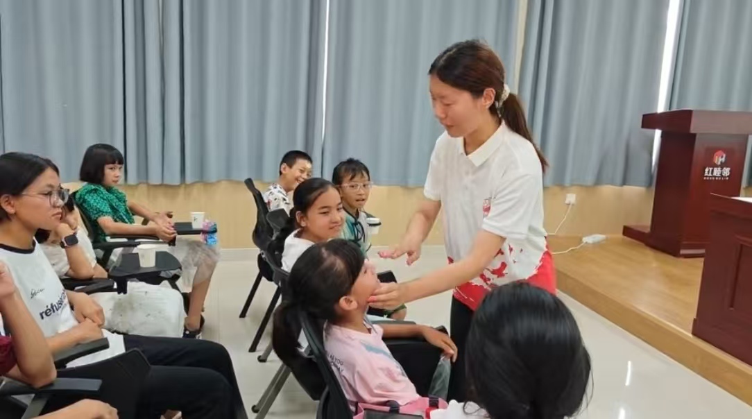 ľW(xu)|к֮־ഺ֮蟟죬Ȫء(sh)`F(tun)