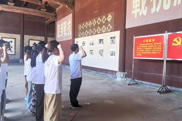 ϷʴW`FܿhƎX患 EF܊ഺ֮smtɫѪ}